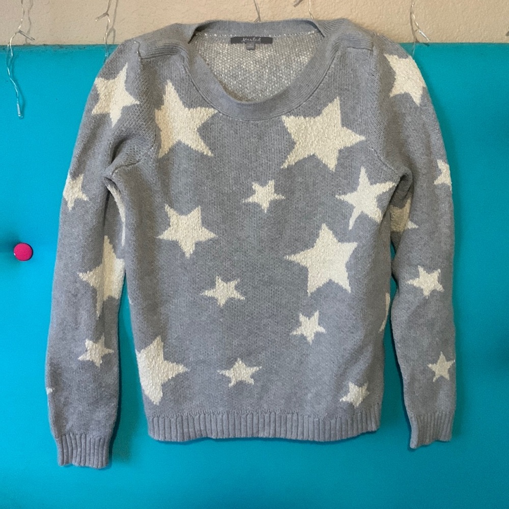 light grey and white star sweater